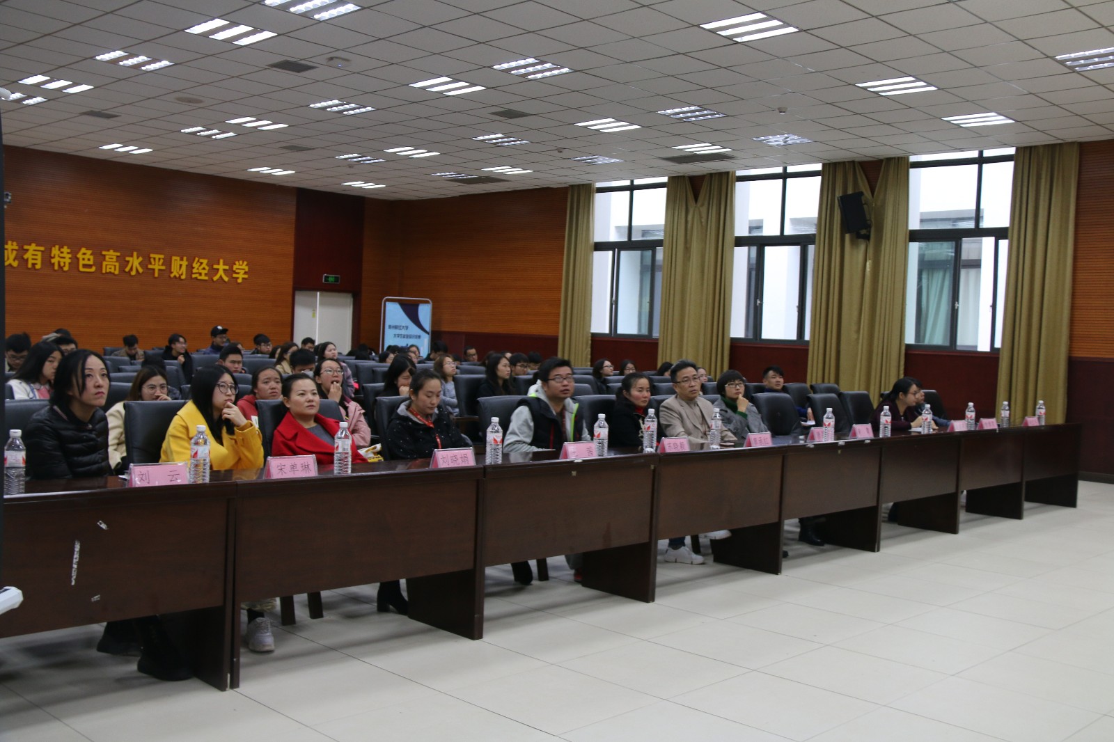 IMG_2376.JPG IMG_2376.JPG